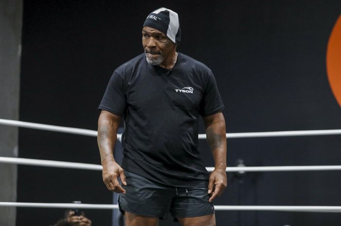 Tinju Dunia – Pengkritik Mike Tyson Dibungkam Komentator UFC, Akibat Senggol Umur yang Sudah Uzur?