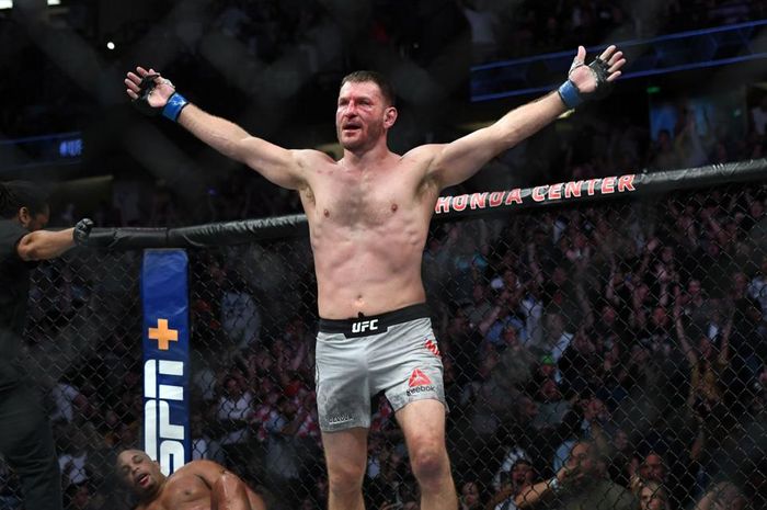 Petarung UFC, Stipe Miocic tampak ragu dengan rencana pensiunnya jelang duel menghadapi Jone Jones di UFC 309.