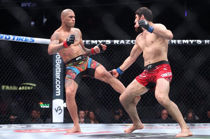 UFC Gagal Cetak Ikon Baru? Alex Pereira Takluk di Oktagon